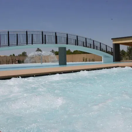 Apartmán Three Bedroom Close To The Sea