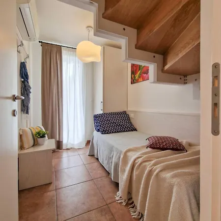 Three Bedroom Close To The Sea Μπιμπιόνε
