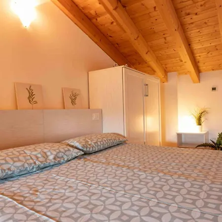 Διαμέρισμα Three Bedroom Close To The Sea Μπιμπιόνε