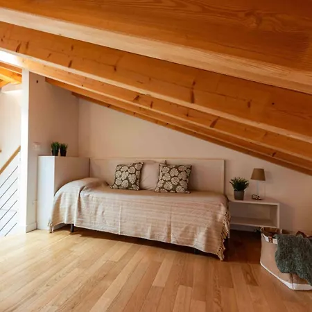 Three Bedroom Close To The Sea *