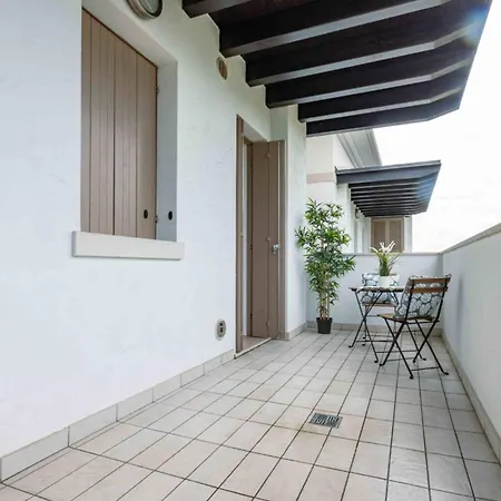 Three Bedroom Close To The Sea Appartamento Bibione