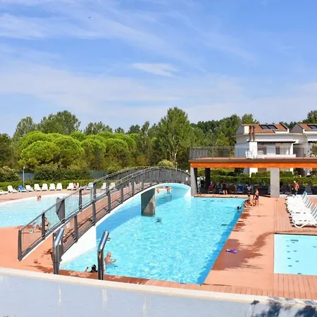 Three Bedroom Close To The Sea Διαμέρισμα Μπιμπιόνε